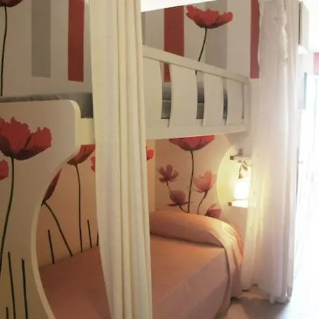 Apartment Nicola's Marina di Campo